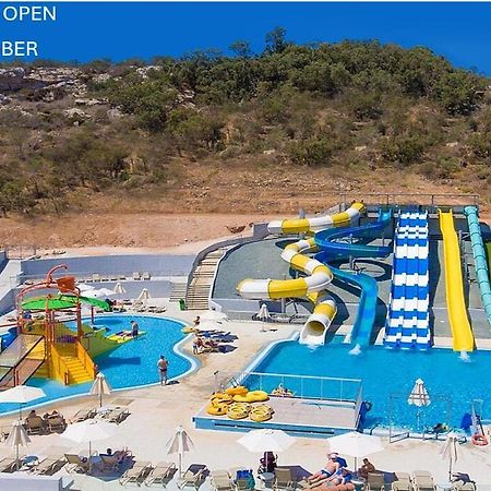 Narcissos Waterpark Resort Protaras Esterno foto