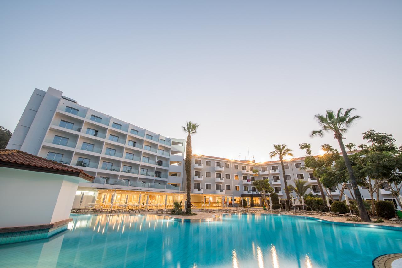 Narcissos Waterpark Resort Protaras Esterno foto
