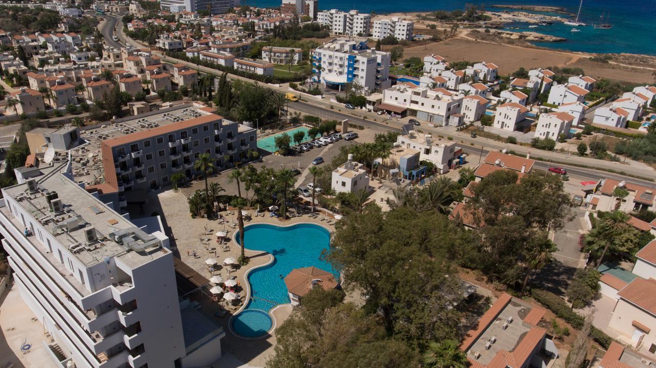 Narcissos Waterpark Resort Protaras Esterno foto