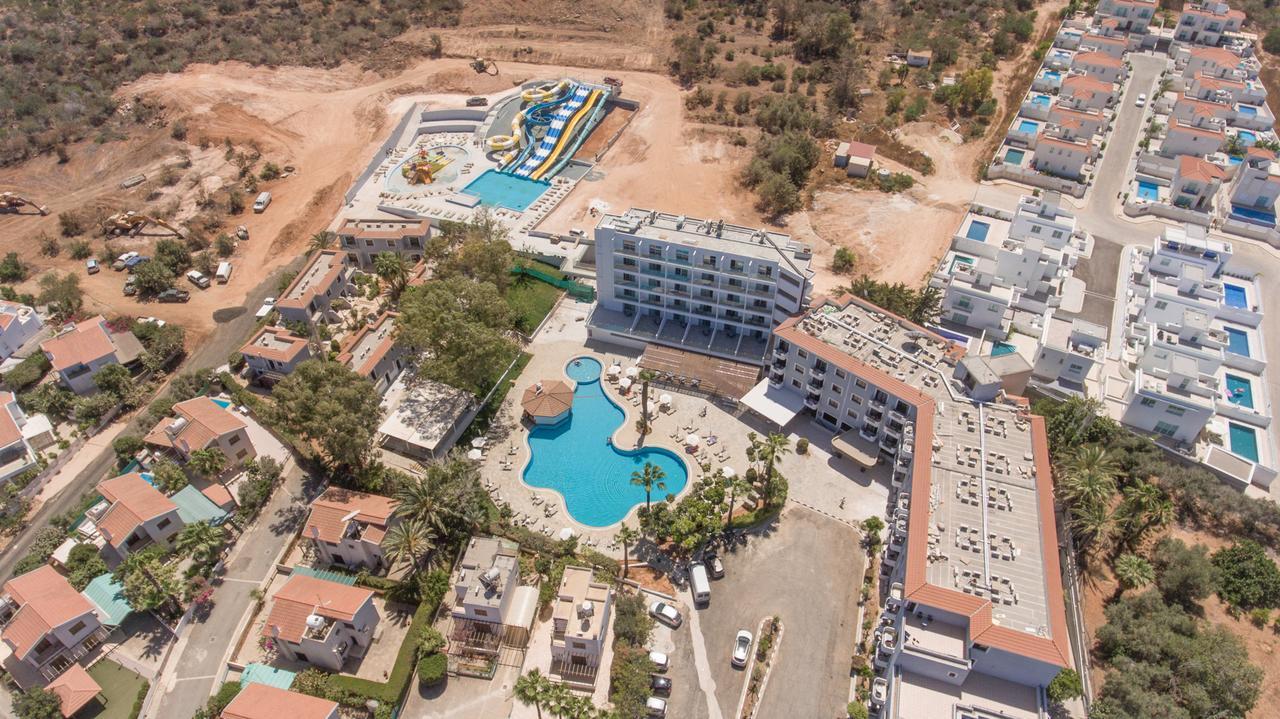Narcissos Waterpark Resort Protaras Esterno foto
